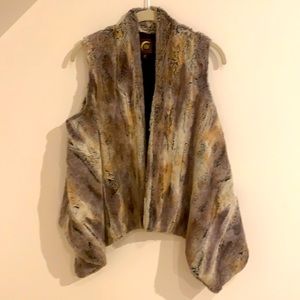 Women’s Faux Fur Vest